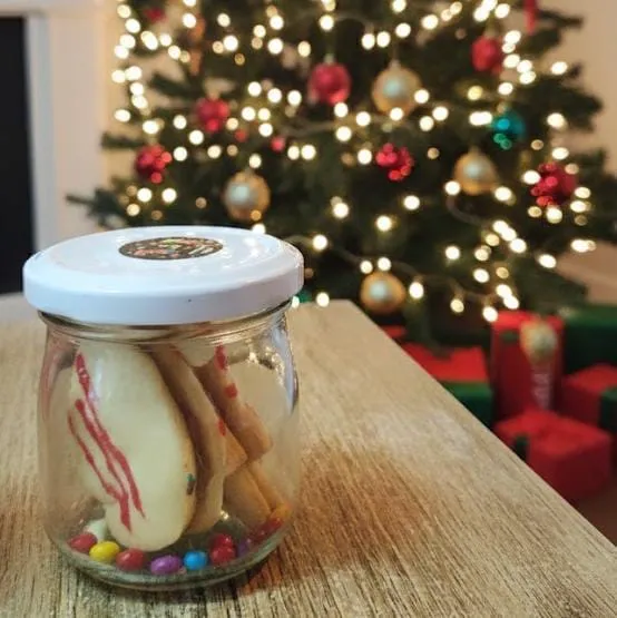 Alfajor navideño pote 4 un 