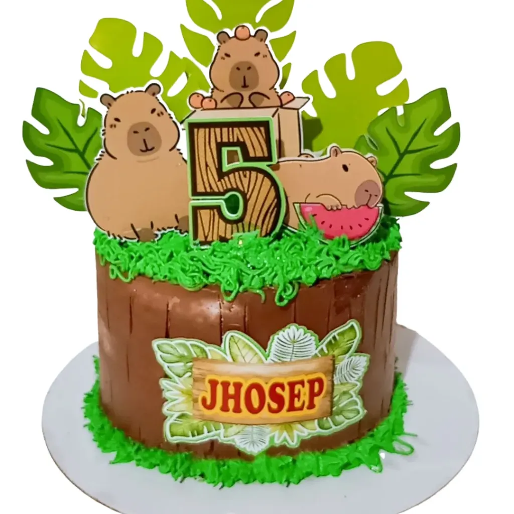 Tortita capibara en chantillí