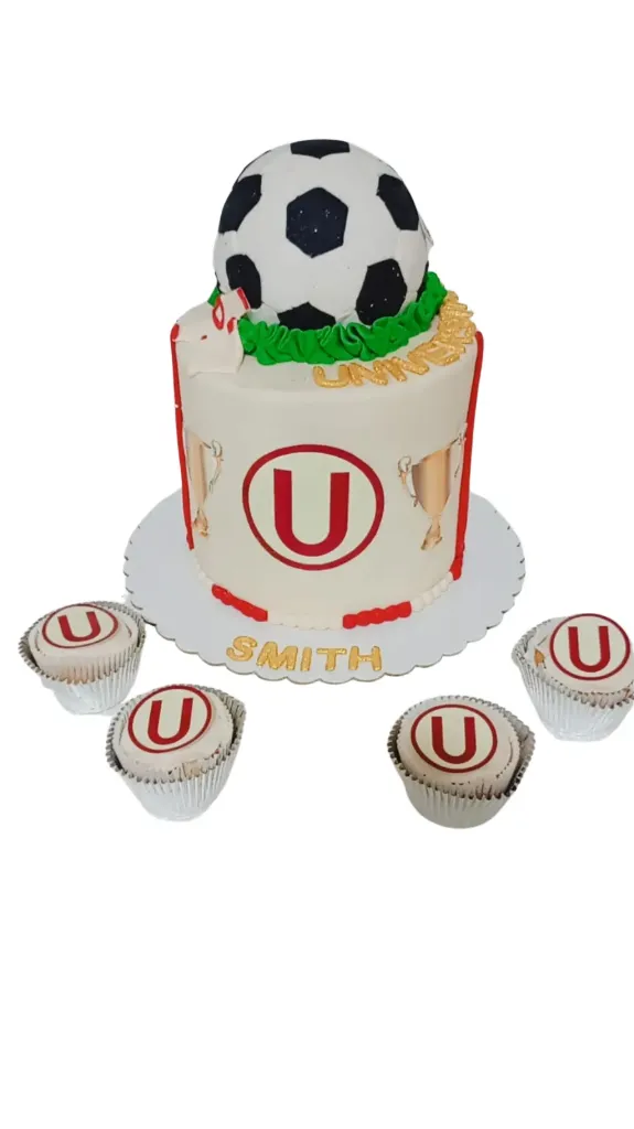 Torta de la U en masa elástica