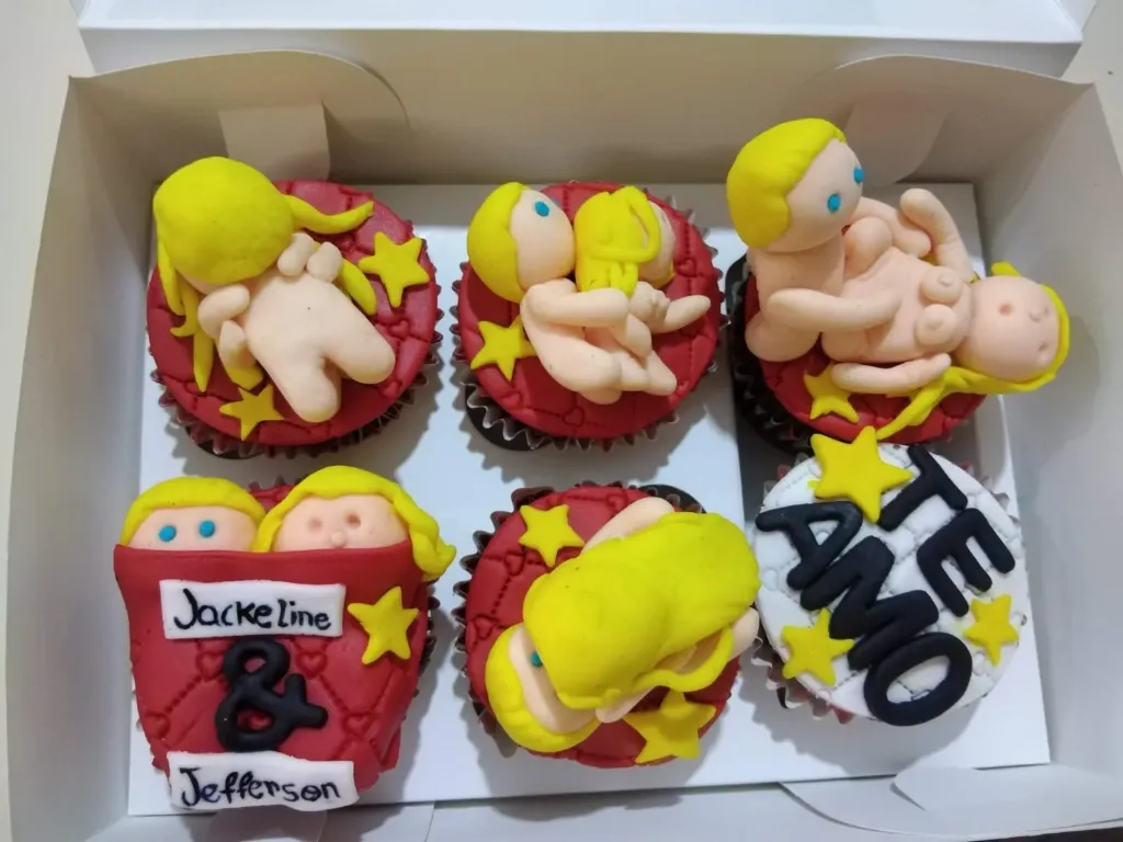 CUP CAKES QUE VIVA EL AMOR